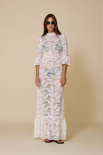 White Maxi Lace Dress With Three-Guarter Flared Sleeves